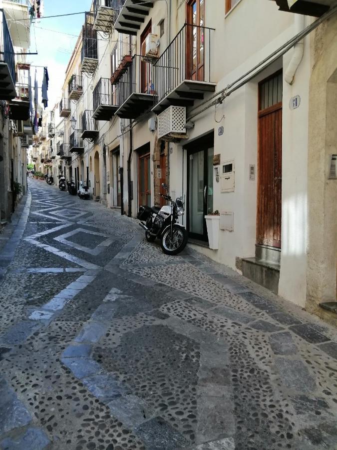 Una Stanza A Cefalu Cefalù Exterior foto